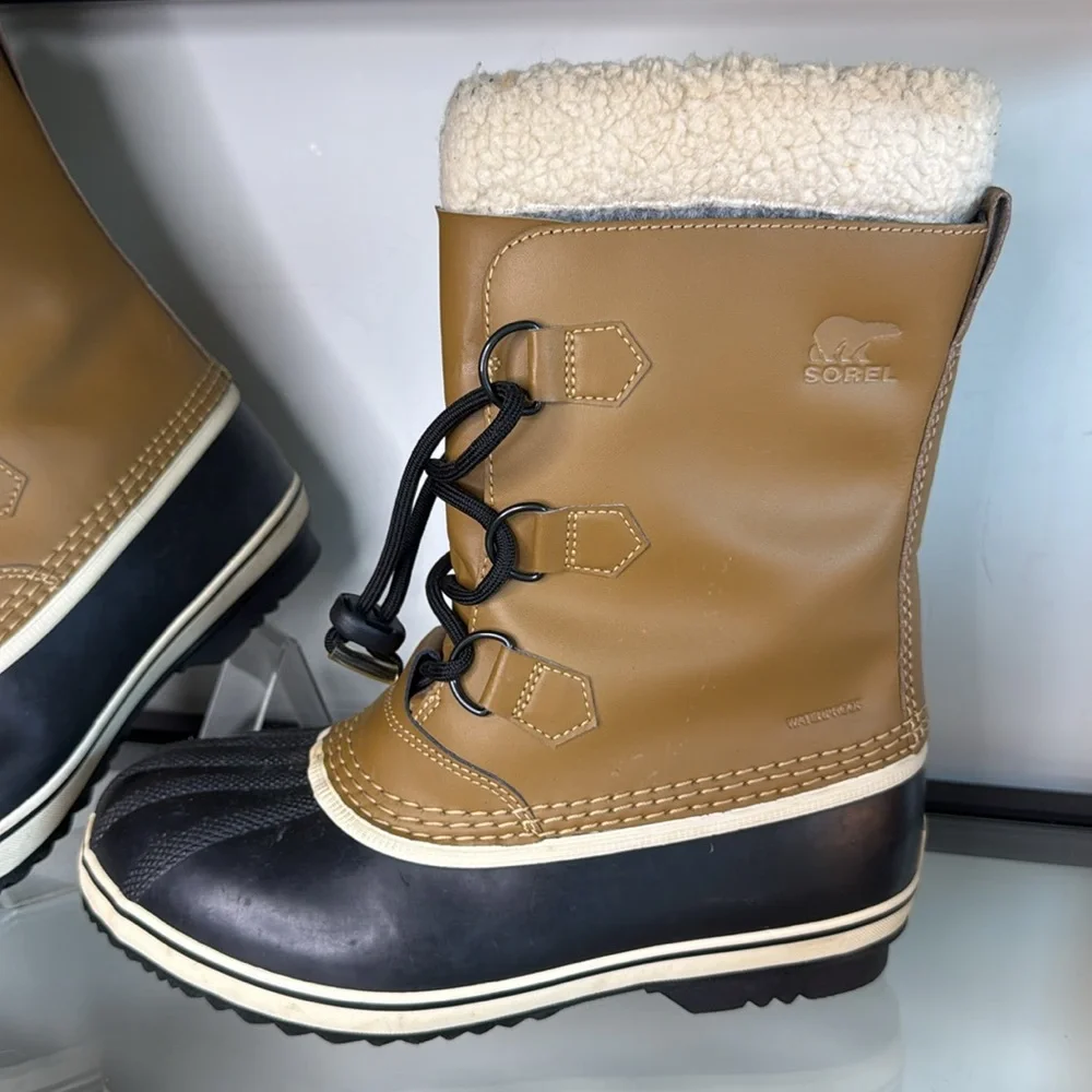 Sorel Men’s Caribou Waterproof Winter Boots size EU 38